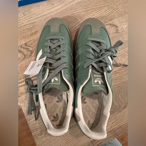 COPY - Brand New Adidas Sambas, size 9